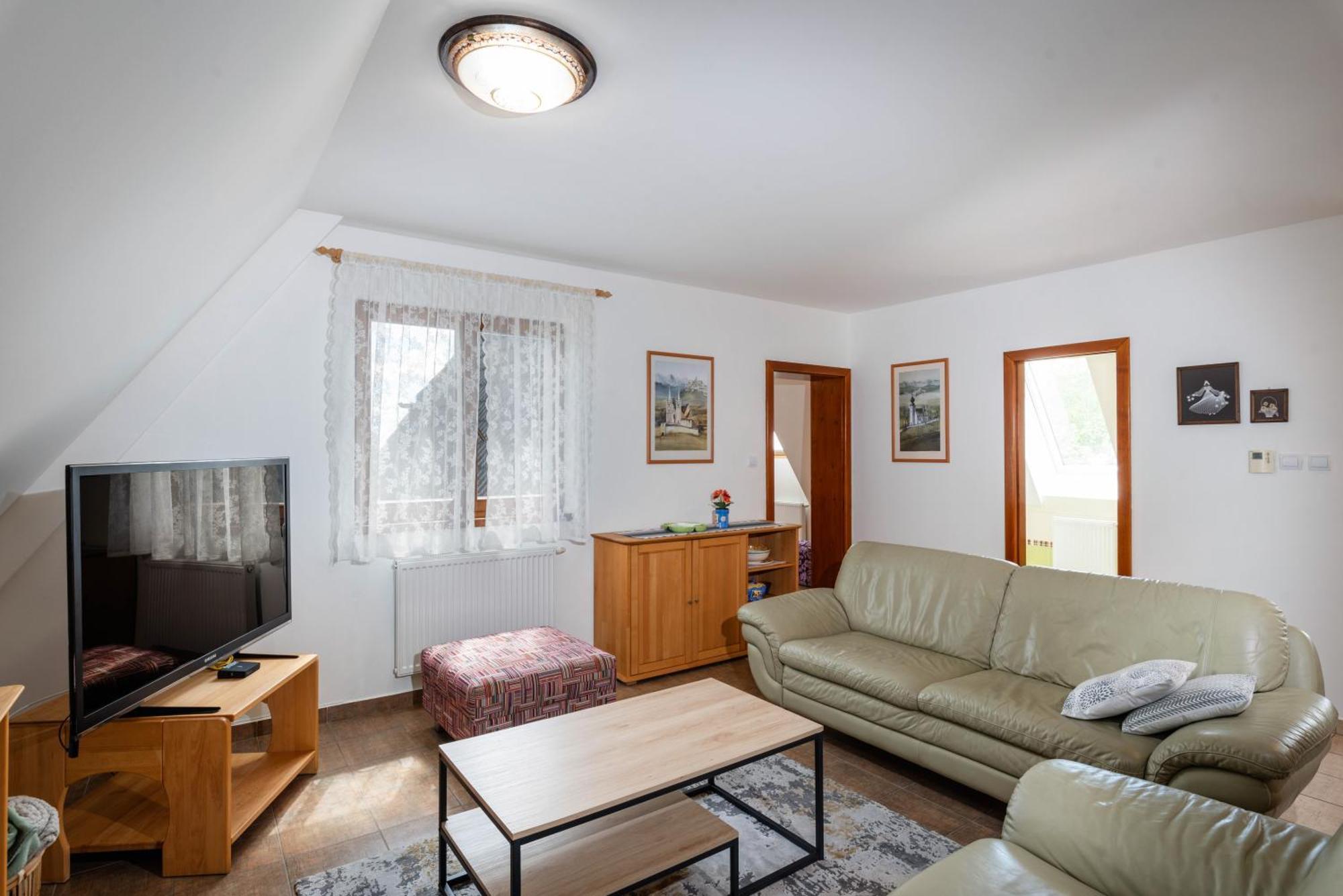 Tatrystay Julia Apartman Tátralomnic