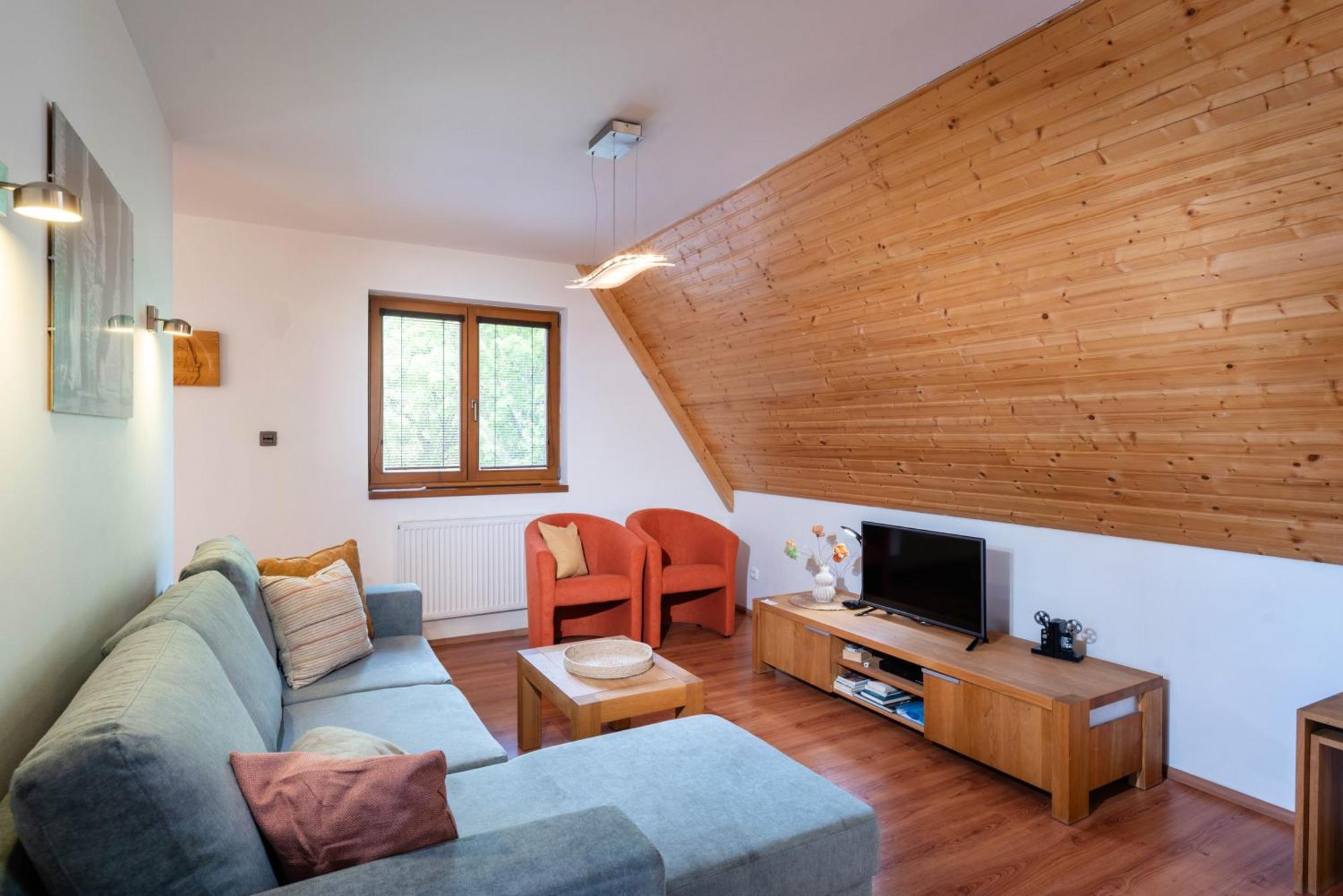 Tatrystay Julia Apartman Tátralomnic